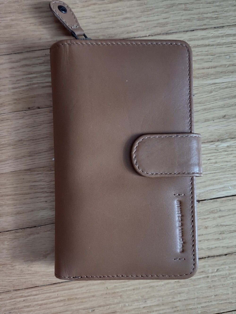 Aunts & Uncles Brown Leather Snap Wallet